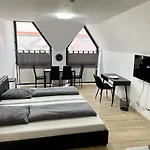 Khorsandi Zwei * Coburg